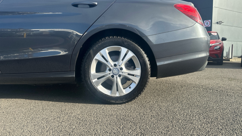 Mercedes-Benz C-Class C200 SE 4dr Petrol Saloon